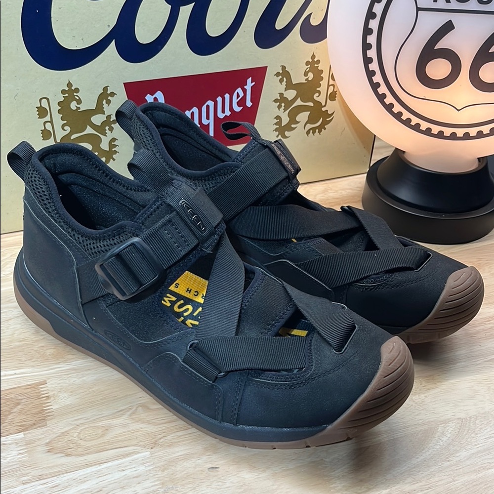 KEEN Zerraport trail sandals | Men’s size 12 | Black with gun sole